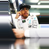Whiting scolds Hamilton for missing meetings