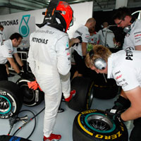 Problem hit Schumacher but Brawn still optimistic