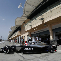 McLaren plays down rumours in Bahrain