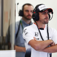 McLaren admits Alonso return talks ongoing