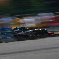 Perez plays down Renault sponsor clash
