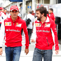 Alonso delay puts cloud over Button's future