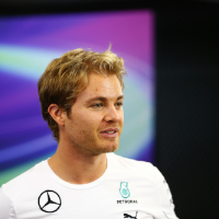 Rosberg wins one trophy but eyes another