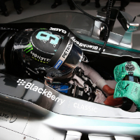 Lauda tells Rosberg to sort himself out