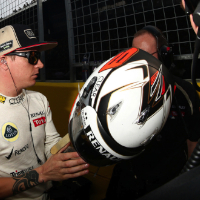 Kimi Raikkonen stays at Lotus for 2013