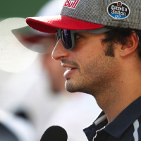Red Bull blocked Renault move for Sainz