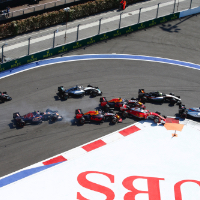 Kvyat phoned Vettel after Sochi crashes