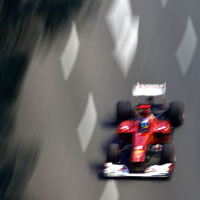 Alonso targets podium