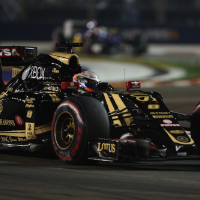 Renault hints Grosjean leaving Enstone team