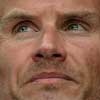 Coulthard re-signs with Red Bull Racing