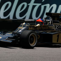 Lotus Racing to go black and gold
