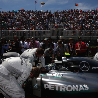 Rosberg was big winner amid Mercedes troubles at Montreal