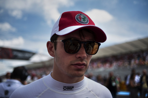 Leclerc signs EUR 5 million Ferrari contract
