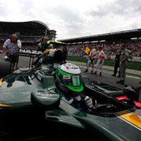 Group Lotus hits back at Fernandes
