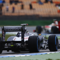 Practice 2 Report - Maldonado tops mixed weather session