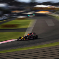Race Report - Vettel strikes title blow in Suzuka