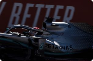 Wolff wants Hamilton to sign new contract