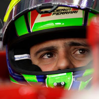 Massa takes positives from hard day at Sepang
