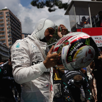 No gift win to repay Hamilton says Wolff