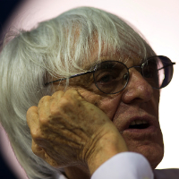 Ecclestone said to have paid bribes to F1 team bosses