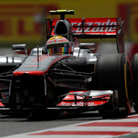 McLaren hails Hamilton