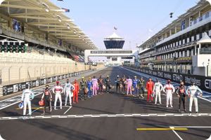Schumacher defends Hamilton after 90 percent jibe