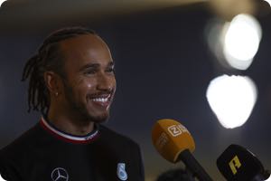 Ecclestone hits out at Hamilton's knighthood