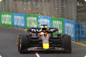 Aggressive Verstappen struggling with 2022 car