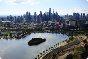 Talks underway for Melbourne F1 night race