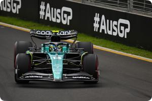 Alonso closer to victory than Ferrari says Sainz
