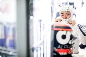 Tost suggests Tsunoda staying at Alpha Tauri