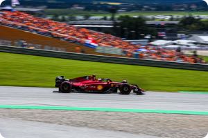 Sainz still charging for number 1 status