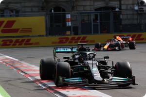 Hamilton making mistakes under pressure