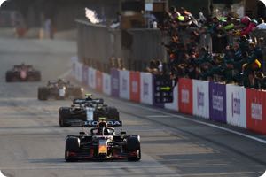 F1 drivers in heated meeting with Pirelli