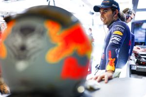 Perez moves to end Verstappen spat