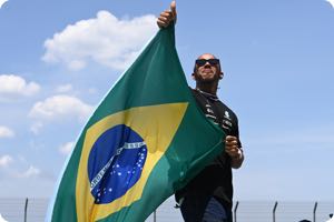 Hamilton says 2021 title outcome manipulated
