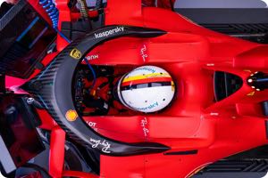 Vettel says Ferrari not slowing him down
