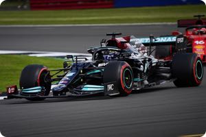 Moral knight Hamilton is hypocritical says Lammers