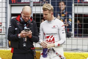 Hulkenberg eyes top team move for 2025