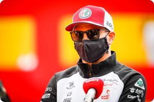 Raikkonen says F1's politics now ridiculous