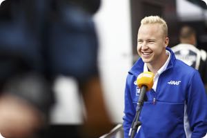Mazepin invites teammate Schumacher to Moscow
