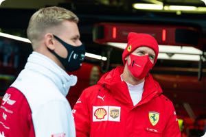 Vettel helped Schumacher with Haas seat problem