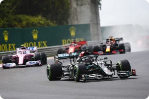 Red Bull nervous about Mercedes dominance