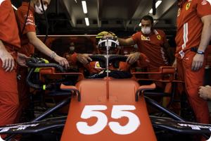 Ferrari ready to aim for 2022 title says Sainz