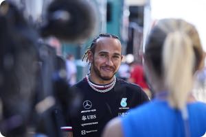 Minister slams Hamilton over Hungarian politics