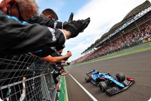 Prost reveals 2022 engine reliability problem