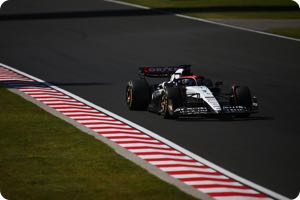 Ricciardo aims blame for career slump at McLaren
