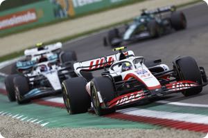 Schumacher not used to overtaking says Steiner