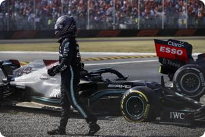 Ralf Schumacher hits out at Hamilton dramatising