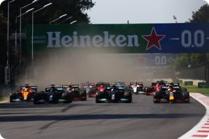 Race Analysis - Crash and win